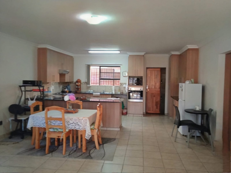 2 Bedroom Property for Sale in Vredenhof Sh Free State